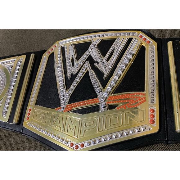 WWE Undisputed Championship Belt Gold Toy Pretend Child Youth Wrestling Costume - Picture 3 of 11